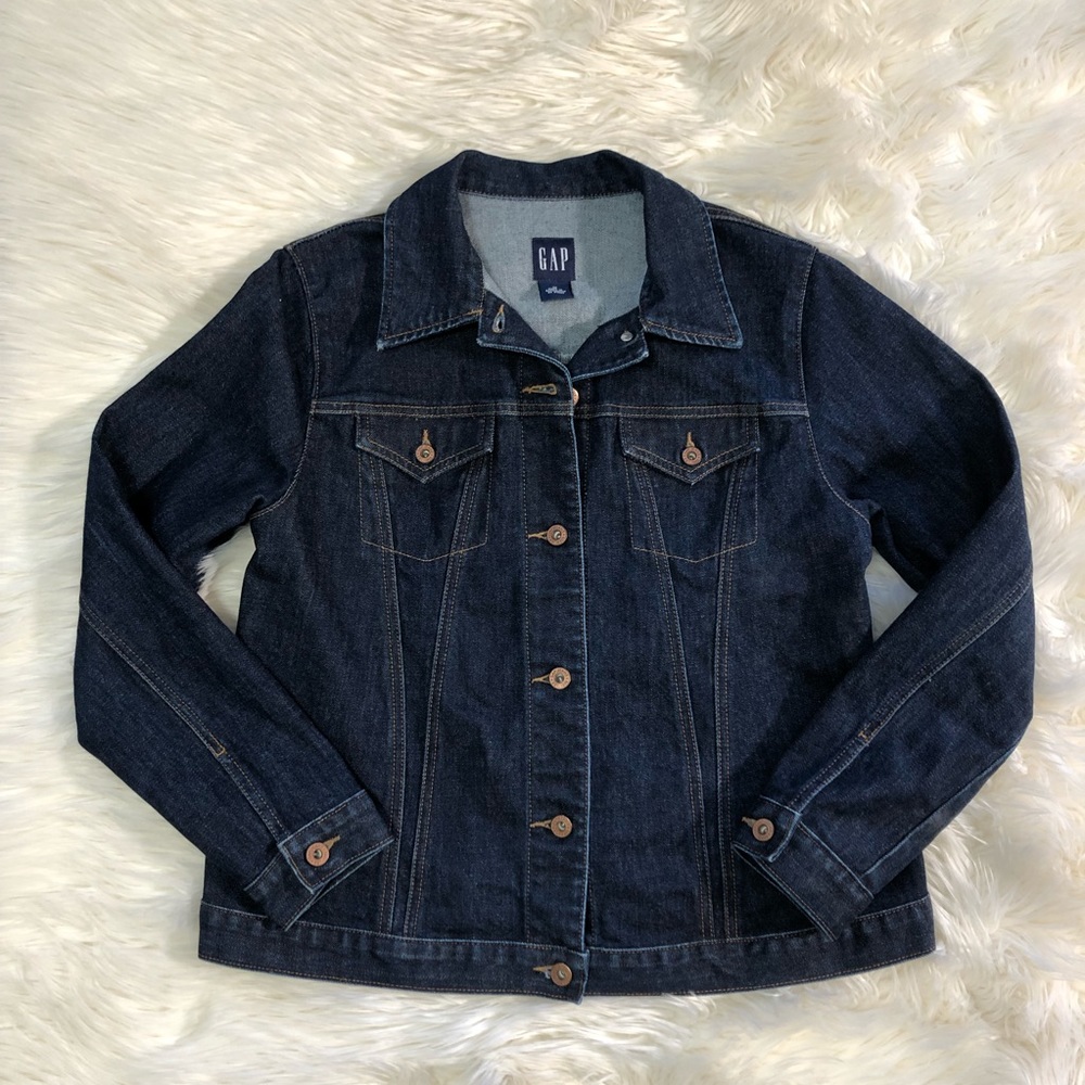 Classic Gap Denim Jacket Size Medium - image 2